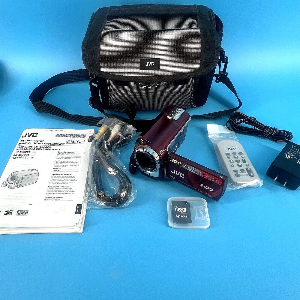 JVC Everio GZ-MG330 HD Handheld 30GB HDD Camcorder. Complete